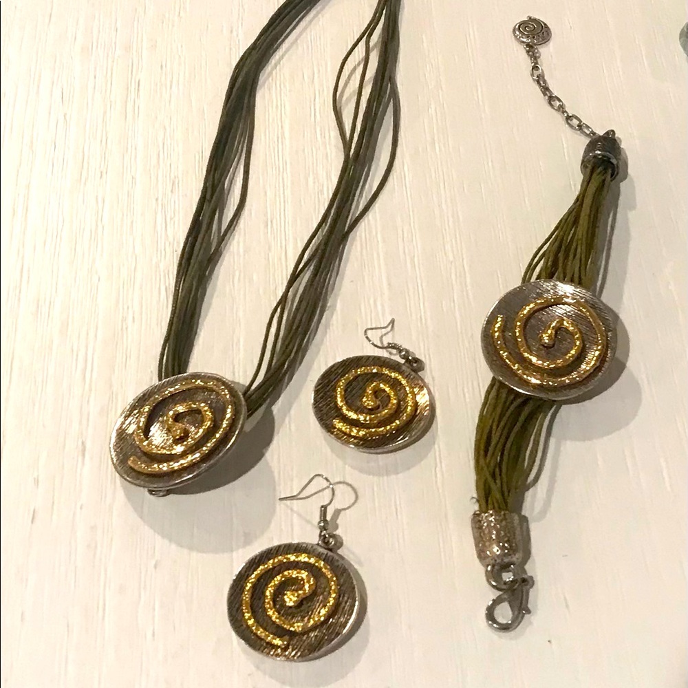 Kostibas two-tone set